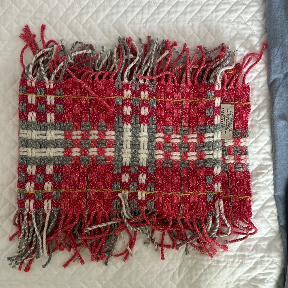 Cashmere pink and gray plaid Burberry scarf with fringe 13”x 52” in length